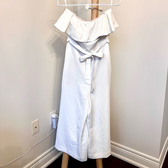 Babaton Flutter Sleeveless Jumpsuit - Picture 2 of 7